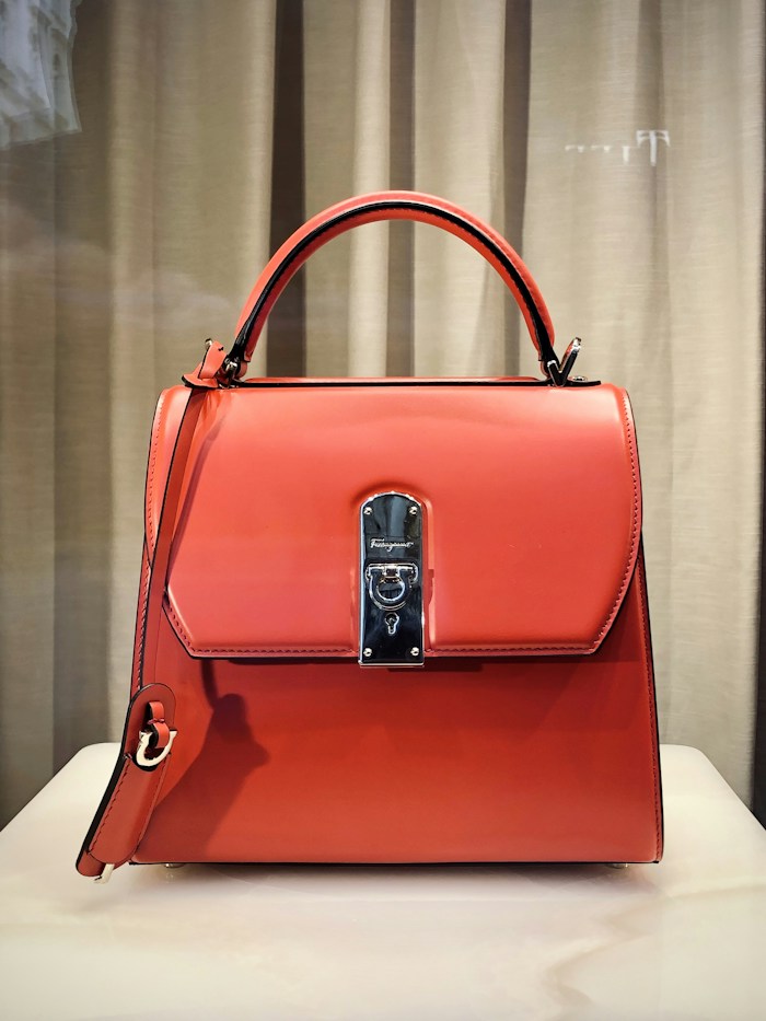 Bolsa Tiracolo Classic